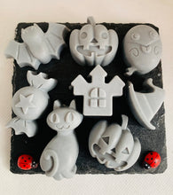 Load image into Gallery viewer, Mini Spooky Soaps 80g - Set of 8 - Gift Boxed
