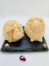 Load image into Gallery viewer, Shaggy Sheep &amp; Curly Ram 180g / Gift Boxed

